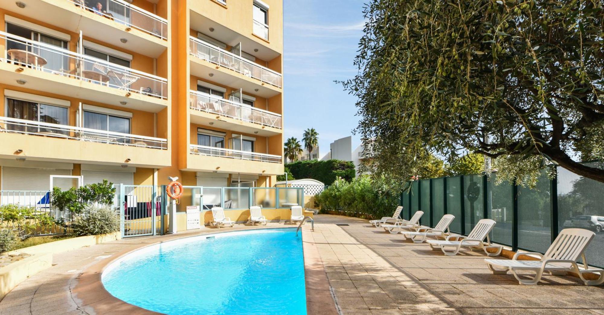 Residence Pierre & Vacances La Rostagne Juan-les-Pins Exteriér fotografie